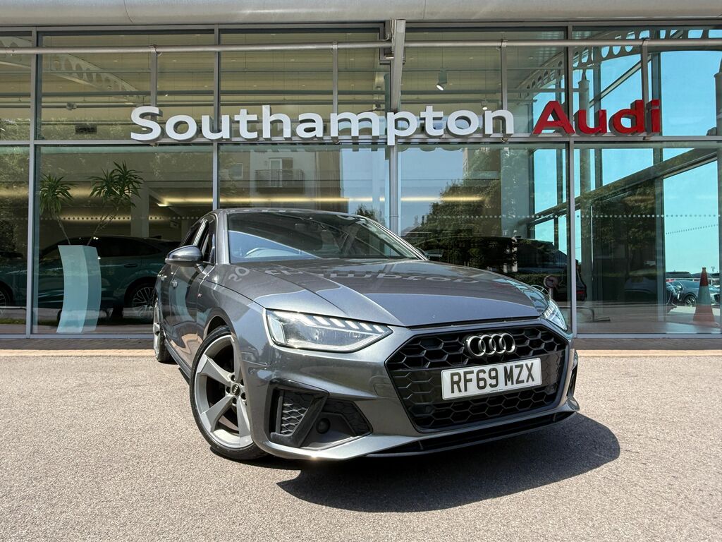 Audi A4 Black Edition Black