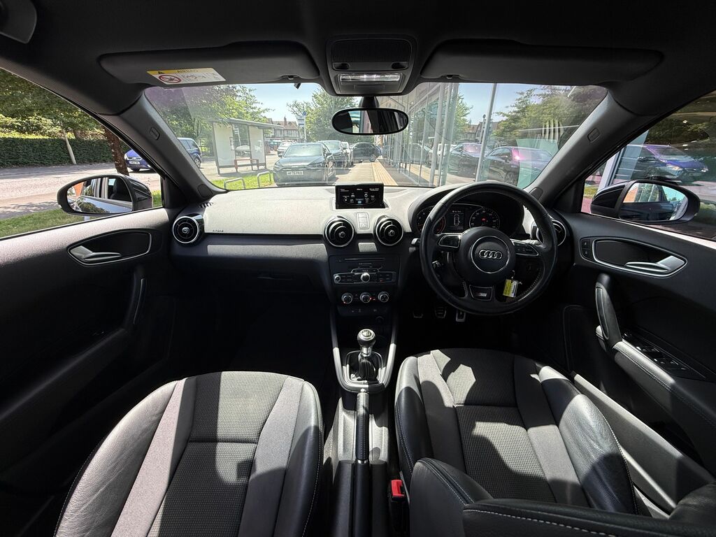 Audi A1 S Line Black #3