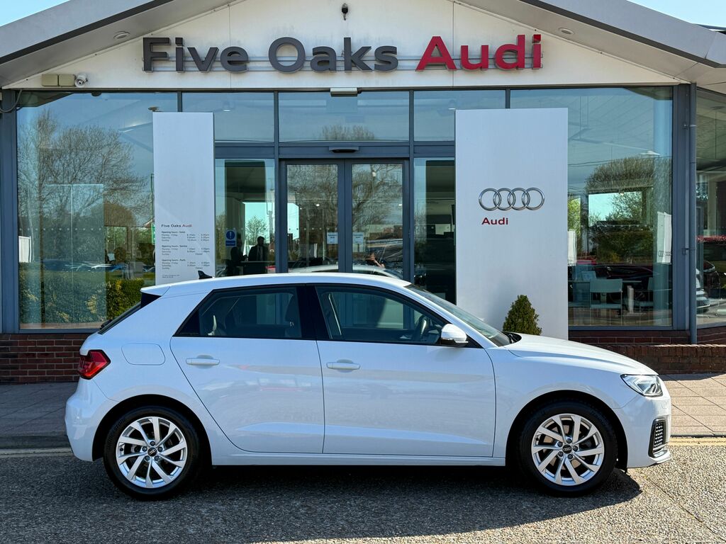 Audi A1 Sport Black #2