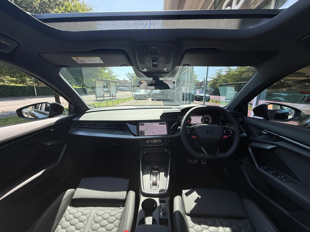 Audi RS3 Carbon Vorsprung Black #3