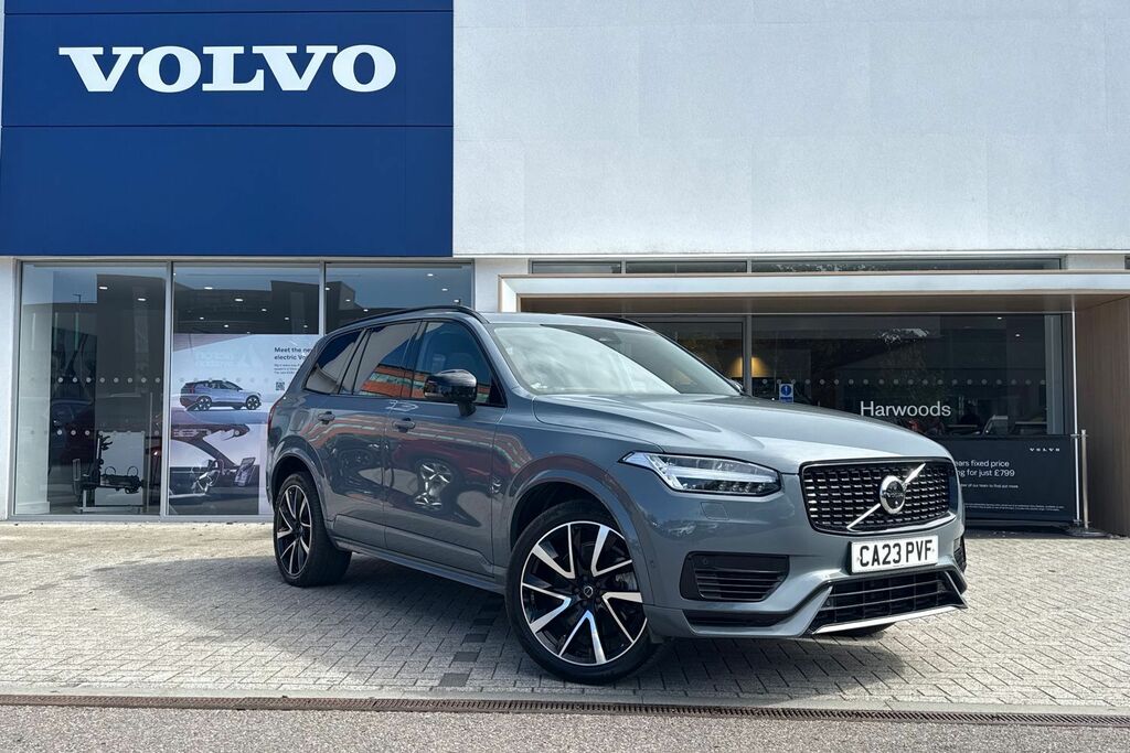 Volvo XC90 Ultimate Black