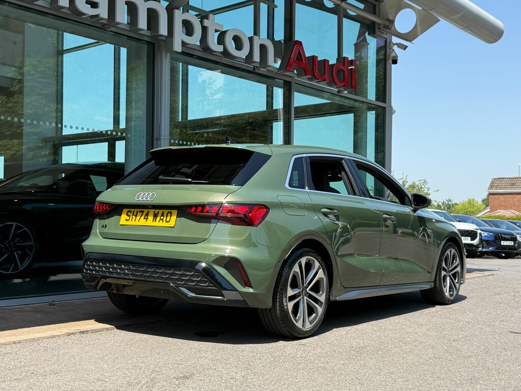 Audi A3 1.4 Tfsie 45 S Line Competition Sportback Petr Blue #74