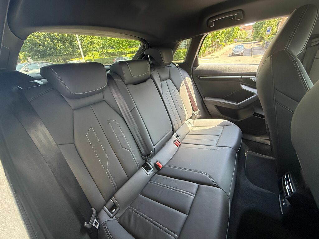 Audi A3 1.4 Tfsie 45 S Line Competition Sportback Petr Blue #45