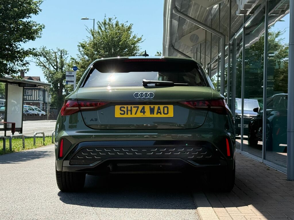 Audi A3 1.4 Tfsie 45 S Line Competition Sportback Petr Blue #57