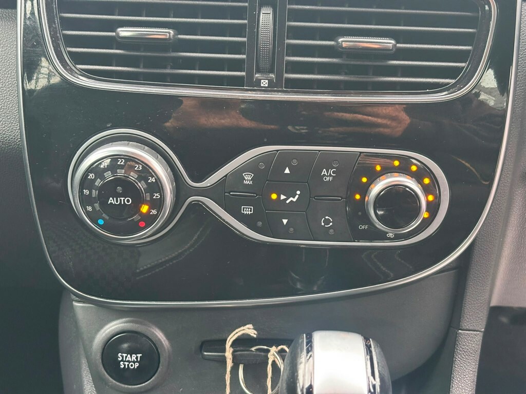 Renault Clio Dynamique Nav White #12
