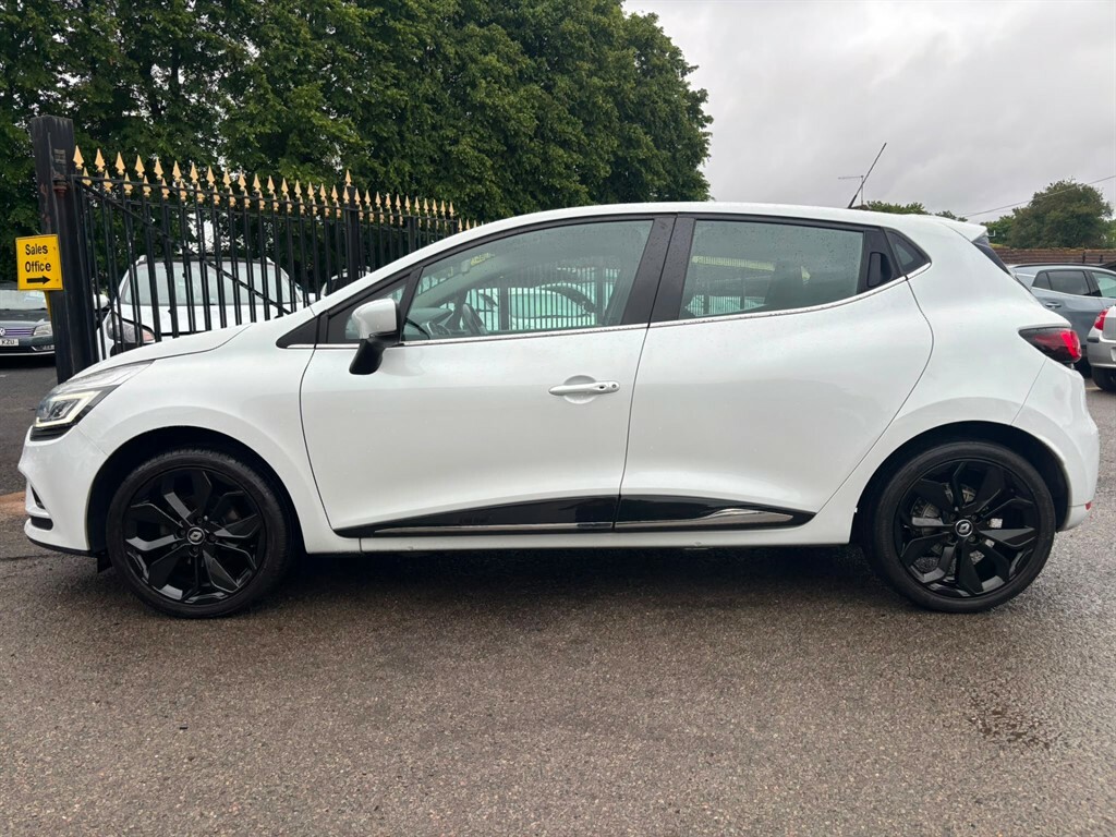 Renault Clio Dynamique Nav White #21