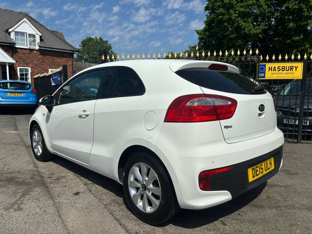 Kia RIO 2 White #16