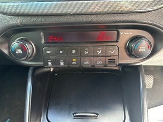 Kia Carens Carens 3 Crdi Isg White #5