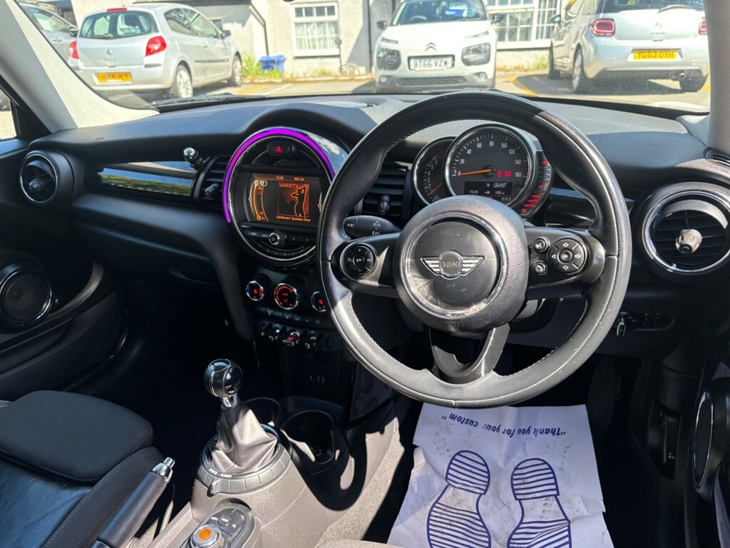 Mini Hatch 1.5 Cooper D Euro 6 Ss #2