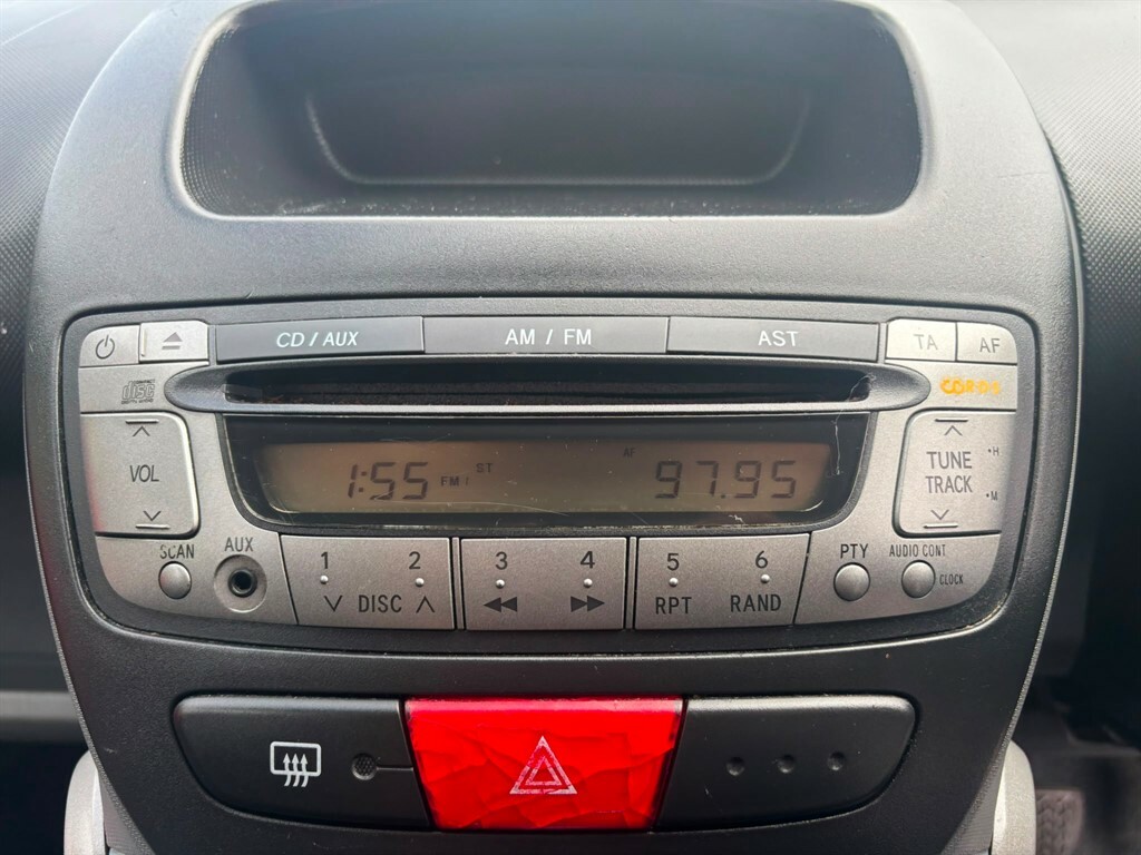 Peugeot 107 Active Grey #6