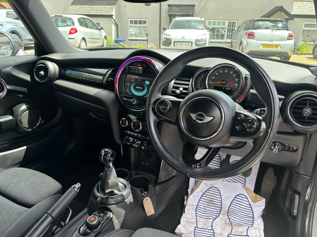 Mini Hatch Chili Sport Pack U1893 Ulez White #2
