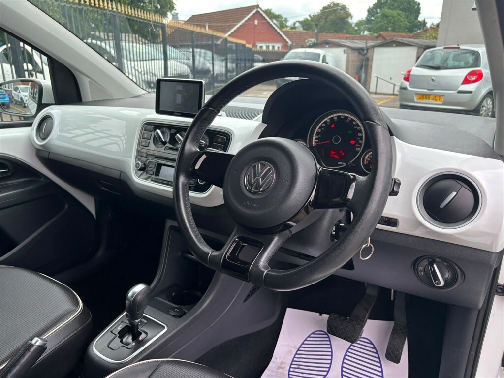 Volkswagen Up 1.0 High Hatchback Asg Euro 5 75 Ps White #2