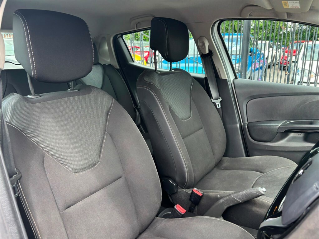Renault Clio 1.5 Dci 90 Bhp Medianav Edc Dynamique S #14