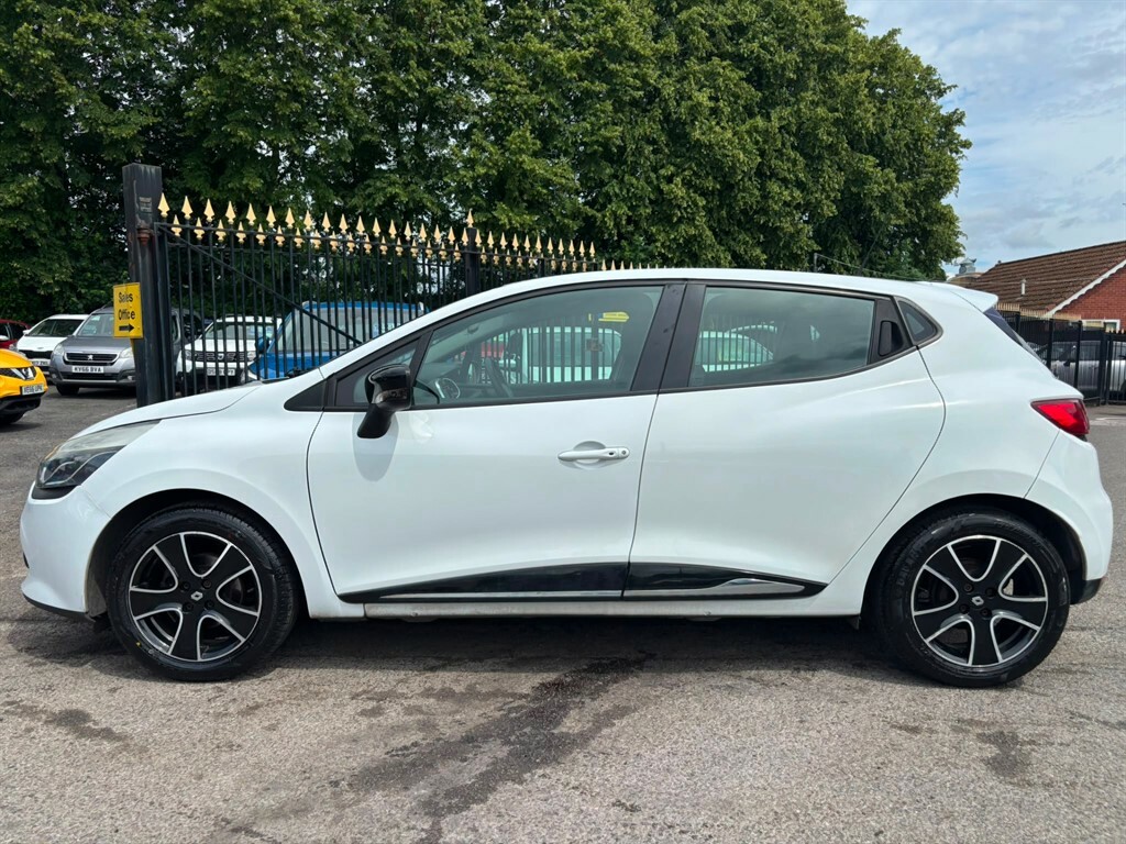 Renault Clio 1.5 Dci 90 Bhp Medianav Edc Dynamique S #19