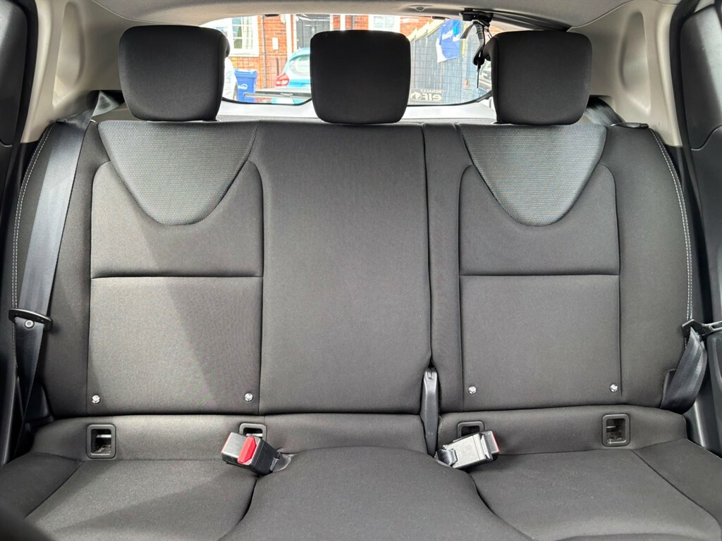 Renault Clio 1.5 Dci 90 Bhp Medianav Edc Dynamique S #16