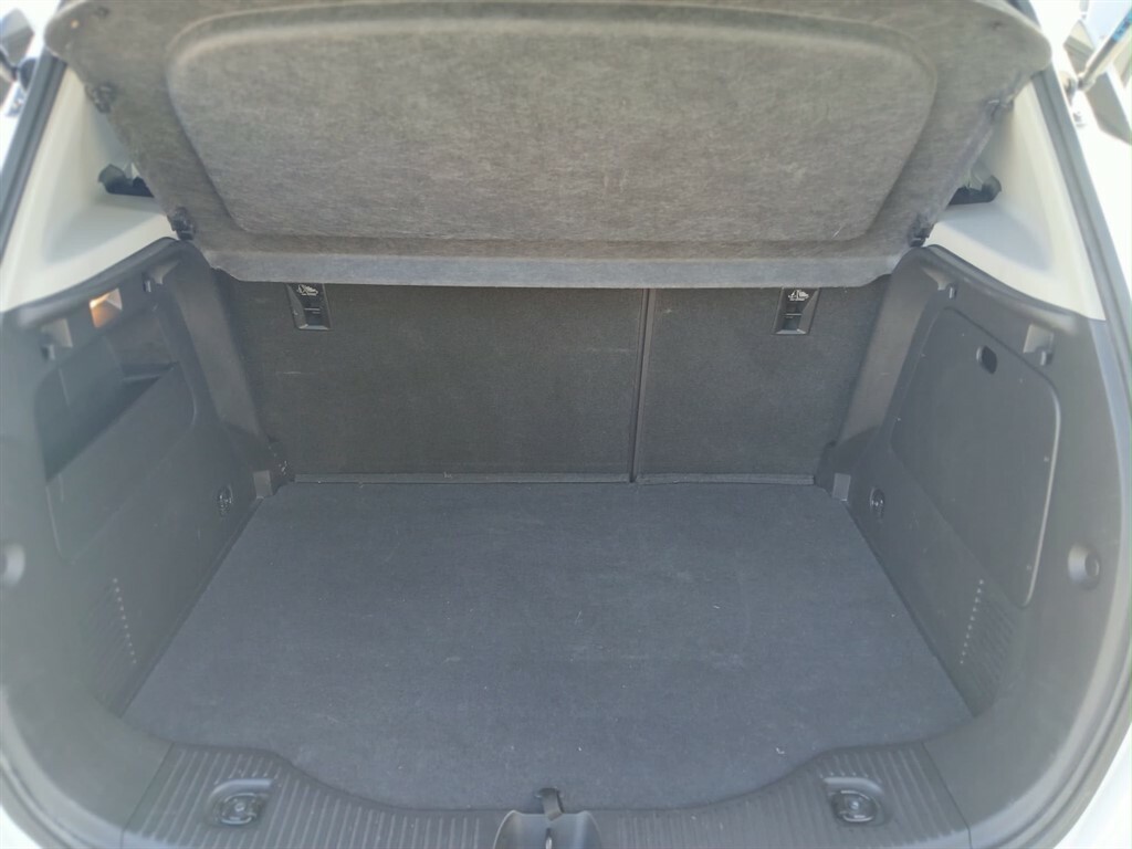 Vauxhall Mokka Tech Line White #8