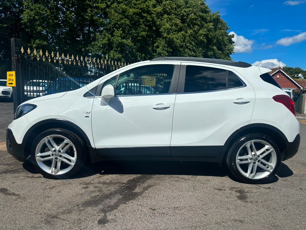 Vauxhall Mokka Tech Line White #9