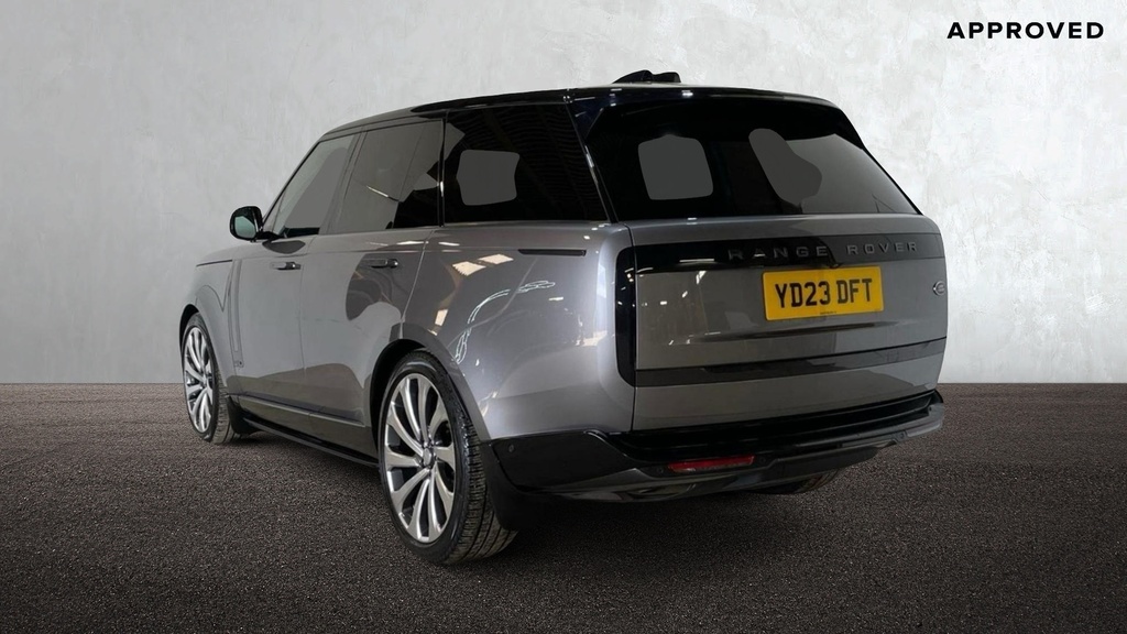 Land Rover Range Rover P400 Eiger Grey Grey