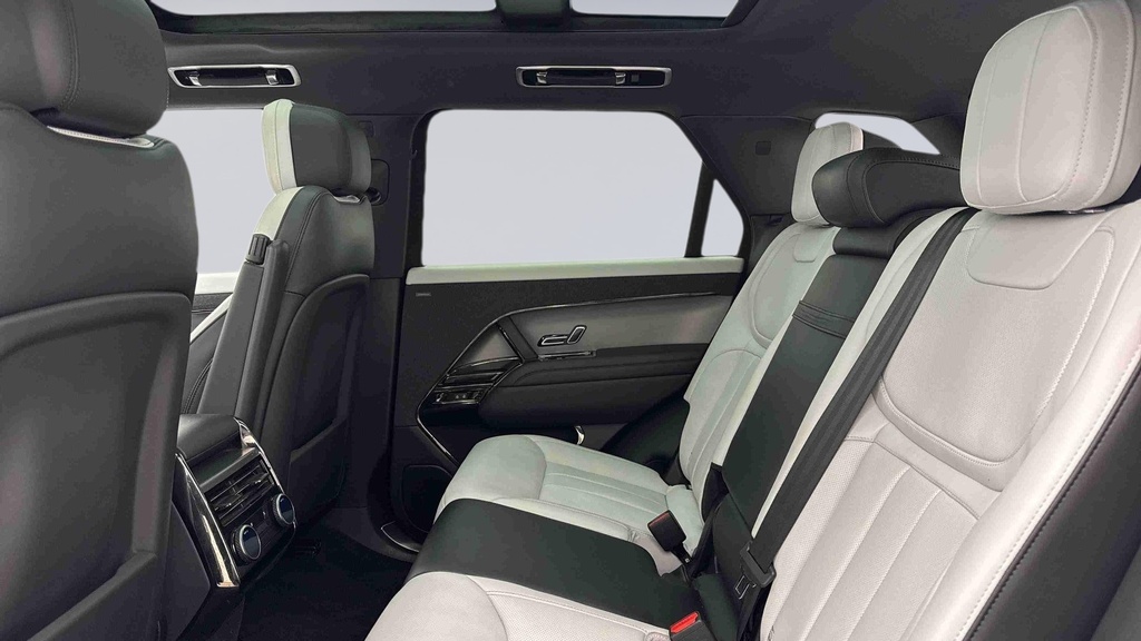 Land Rover Range Rover Sport P460e Dynamic Se Santorini Black KR74NHJ Black #4