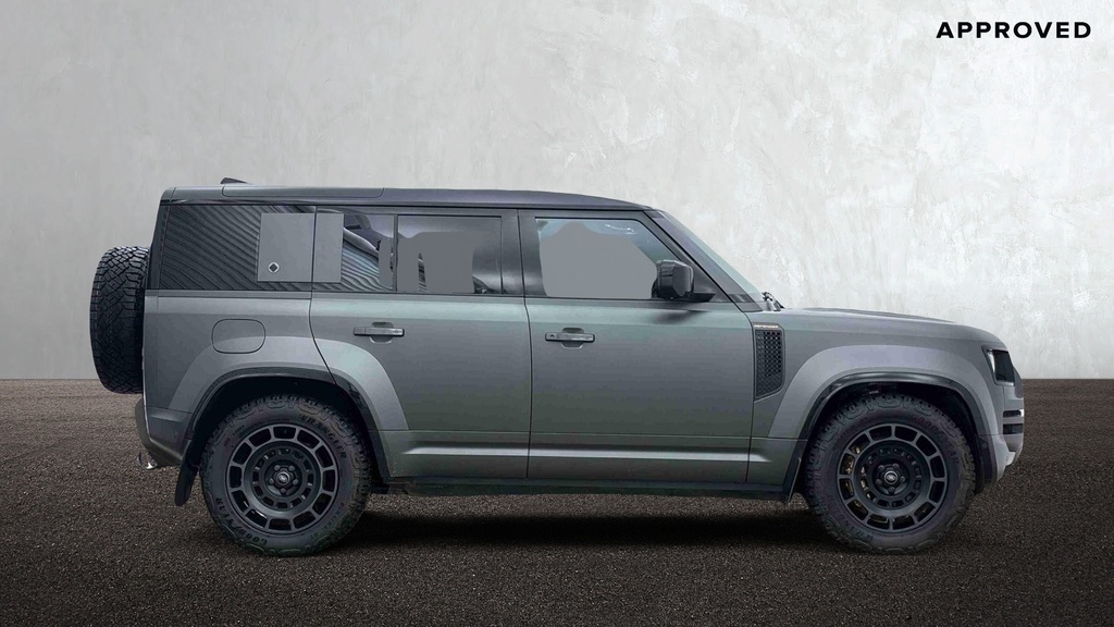 Land Rover Defender 110 P635 Octa Edition One Faroe Green Green #5