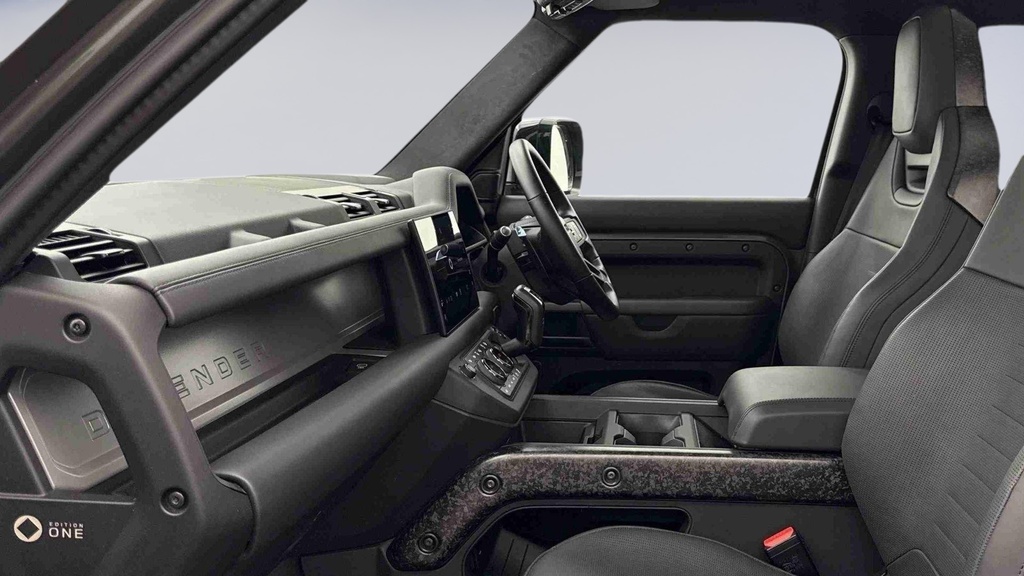 Land Rover Defender 110 P635 Octa Edition One Faroe Green Green #3