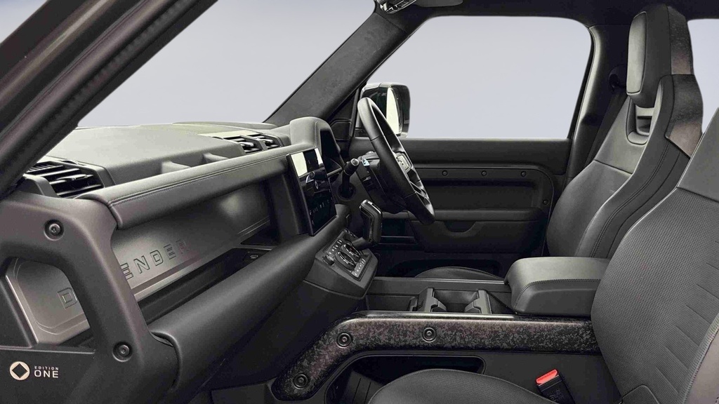 Land Rover Defender 110 P635 Octa Edition One Faroe Green Green #3