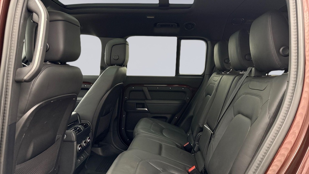Land Rover Defender 130 D350 X-dynamic Hse Sedona Red KT74WMD Red #4