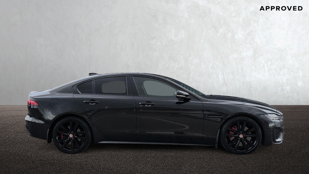 Jaguar XE P250 R-dynamic Black Santorini Black Black #5
