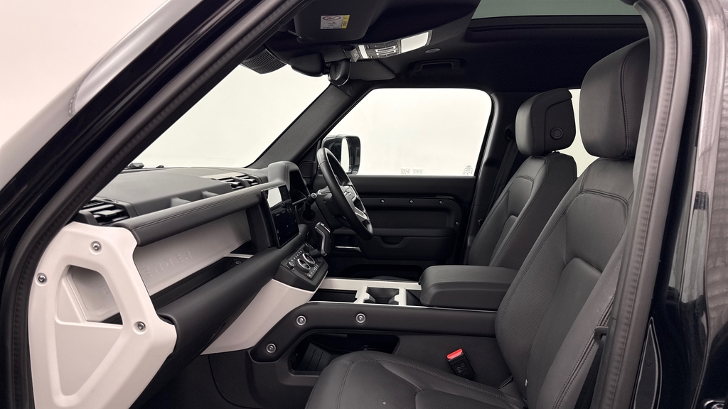 Land Rover Defender 110 D350 X-dynamic Hse Santorini Black KM25ERX Black #3