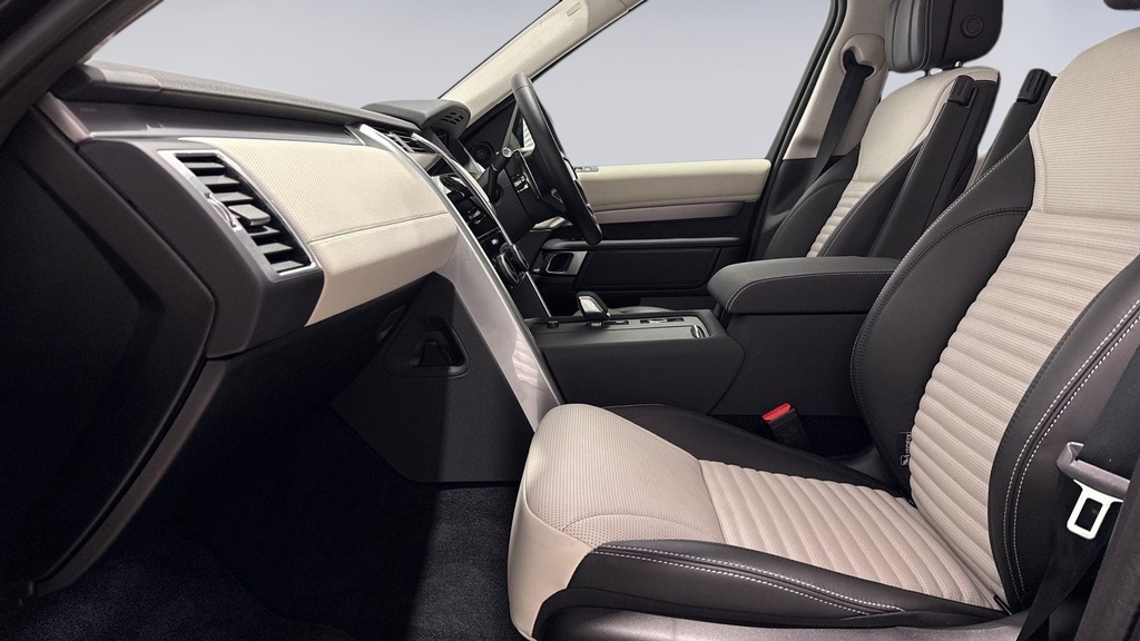 Land Rover Discovery D350 Dynamic Hse Santorini Black Black #3