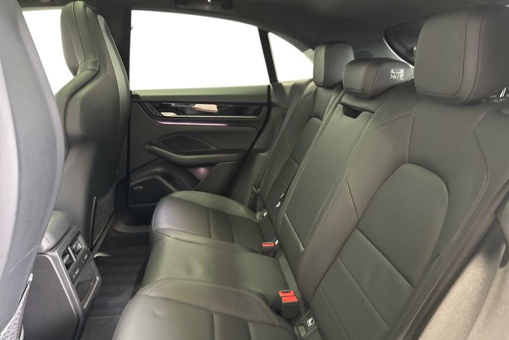 Porsche Macan 100Kwh 4 Black Black #4
