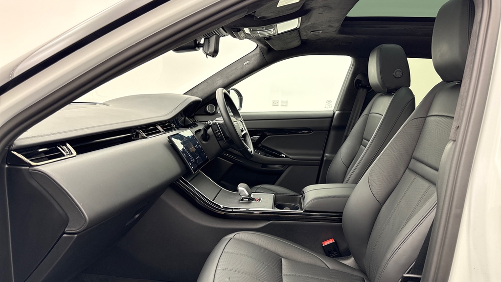 Land Rover Range Rover Evoque P270e Fuji White White #3
