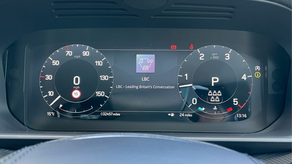 Land Rover Discovery D300 S Grey #16