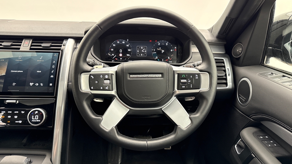 Land Rover Discovery 3L Dynamic Hse Black #15