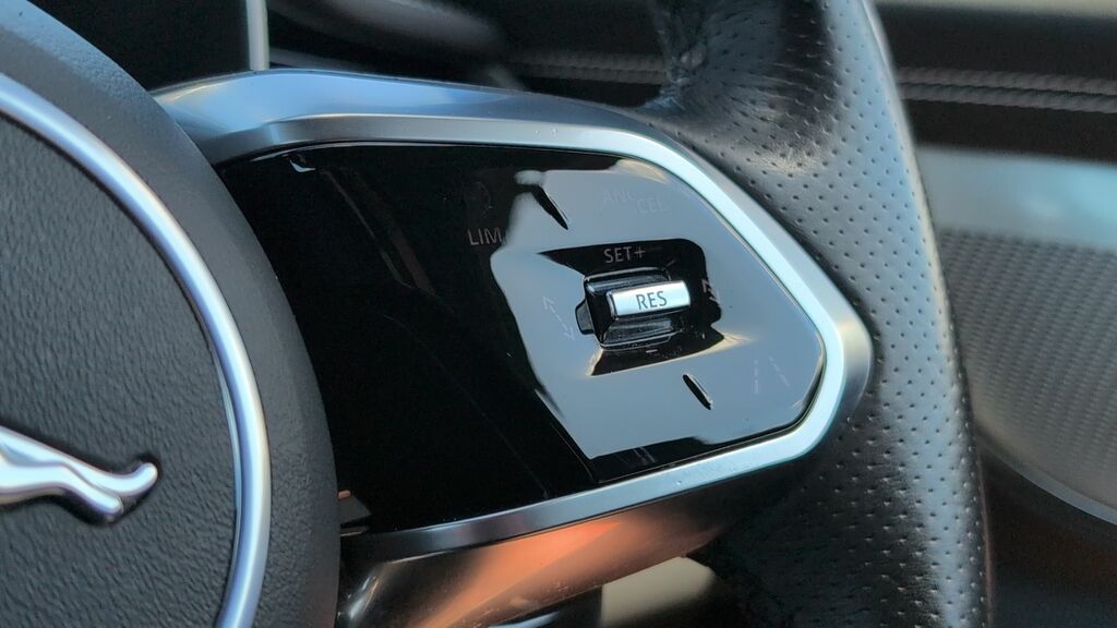 Jaguar XF R-dynamic Se Black Blue #30
