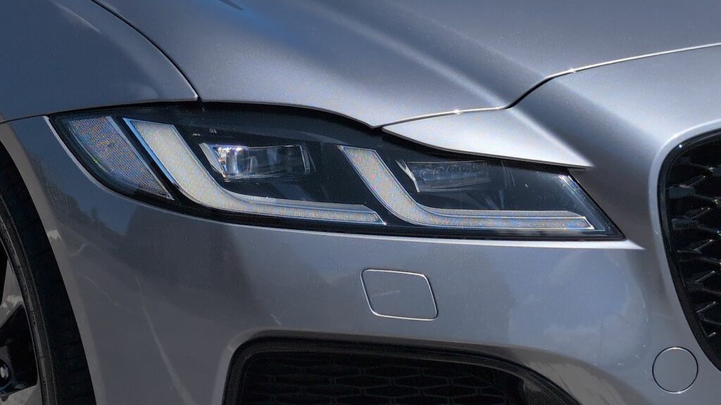 Jaguar XF R-dynamic Se Black Blue #17