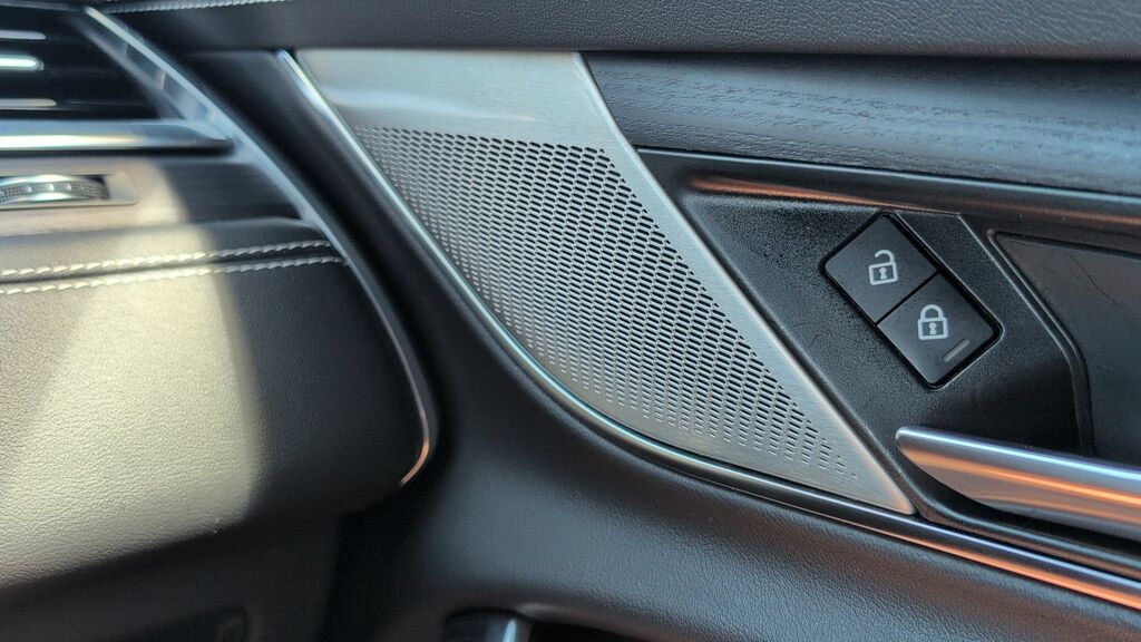 Jaguar XF R-dynamic Se Black Blue #29