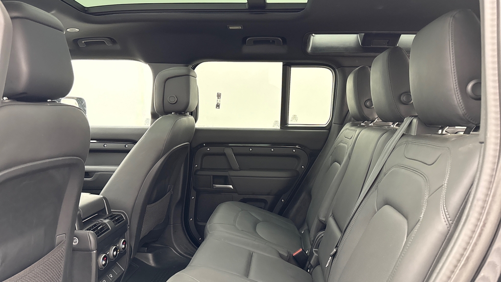 Land Rover Defender 110 D350 X-dynamic Hse Santorini Black Black #4