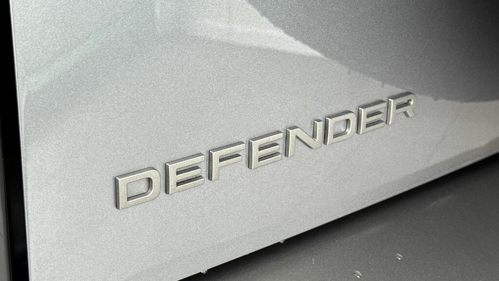 Land Rover Defender 130 X-dynamic Hse Grey #21