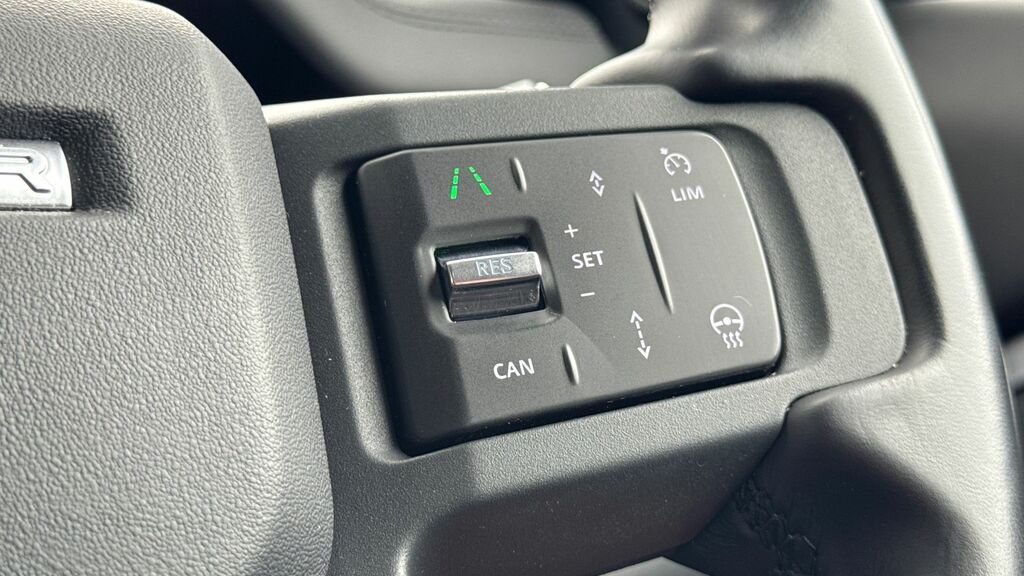 Land Rover Defender 130 X-dynamic Hse Grey #35
