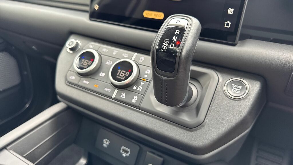 Land Rover Defender 130 X-dynamic Hse Grey #13