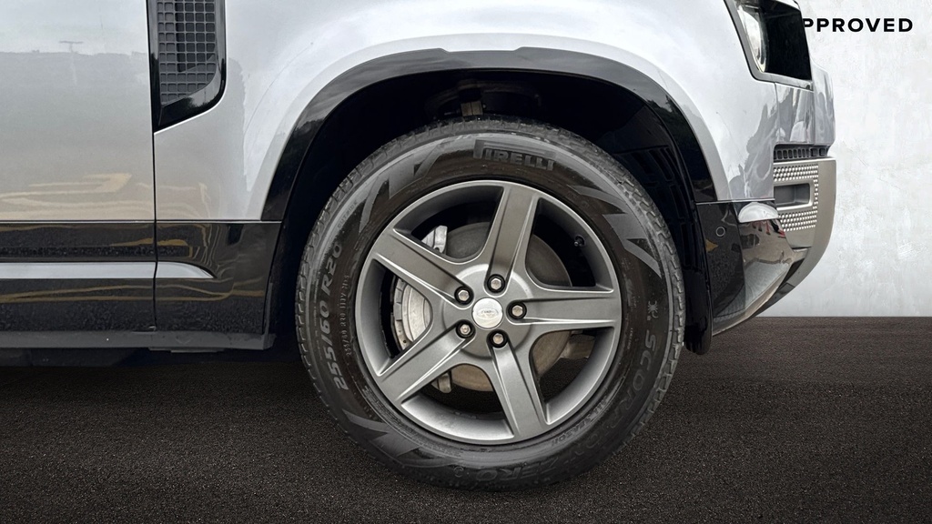 Land Rover Defender 130 X-dynamic Hse Grey #8
