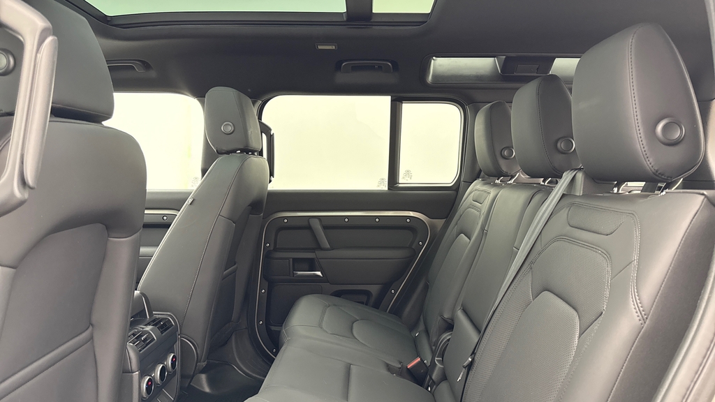 Land Rover Defender 110 D350 X-dynamic Se Silicon Silver Silver #4