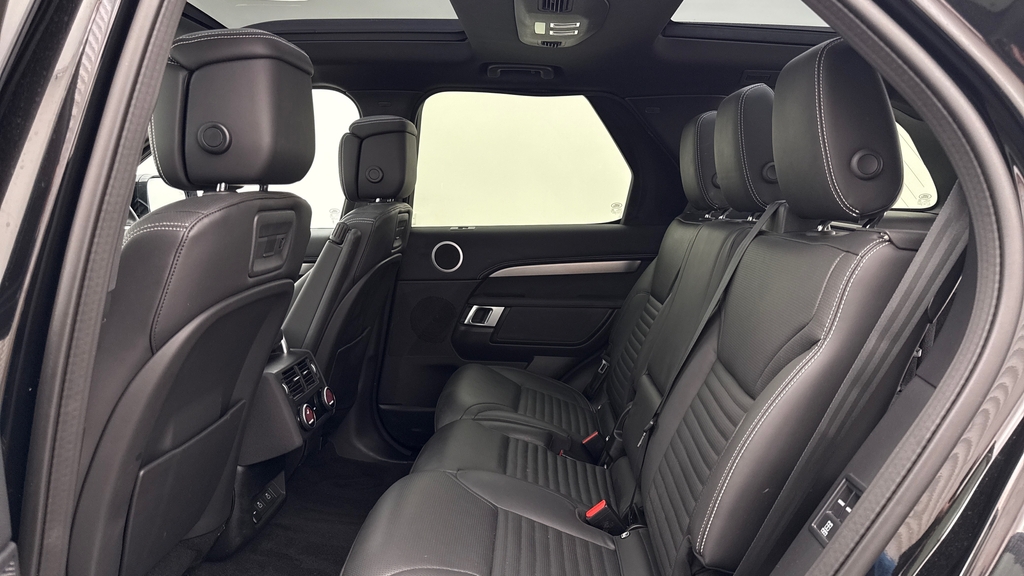 Land Rover Discovery D350 Dynamic Hse Santorini Black Black #4