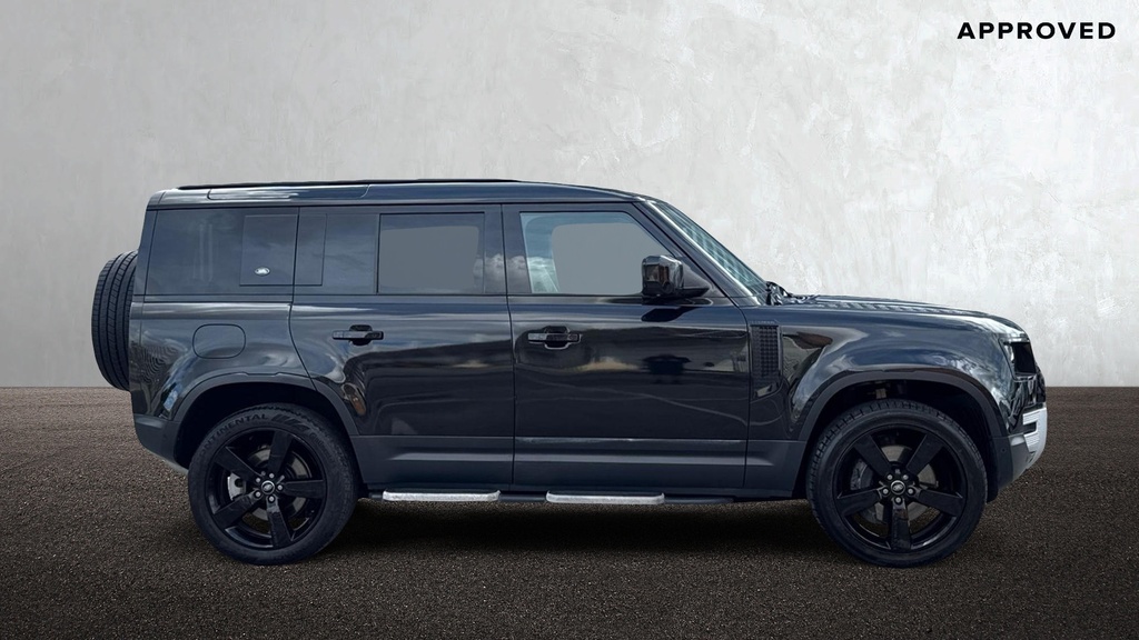 Land Rover Defender 110 D250 Hse Santorini Black Black #5