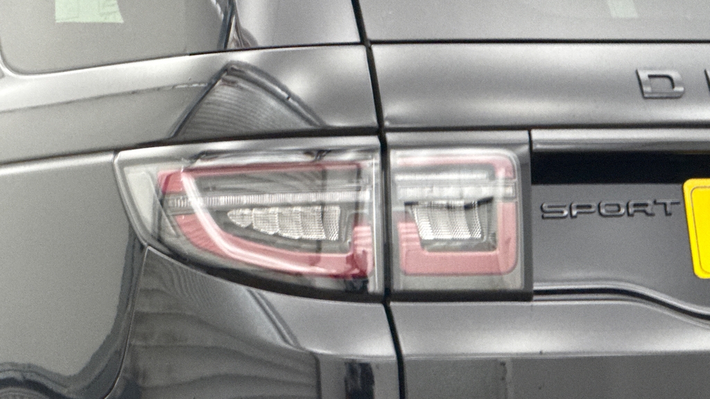 Land Rover Discovery Sport 2L Dynamic Se Black #19