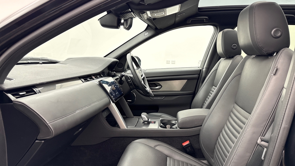 Land Rover Discovery Sport 2L Dynamic Se Black #3