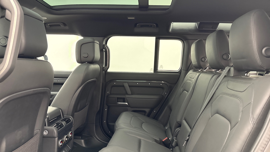 Land Rover Defender 110 D350 X-dynamic Hse Carpathian Grey Grey #4