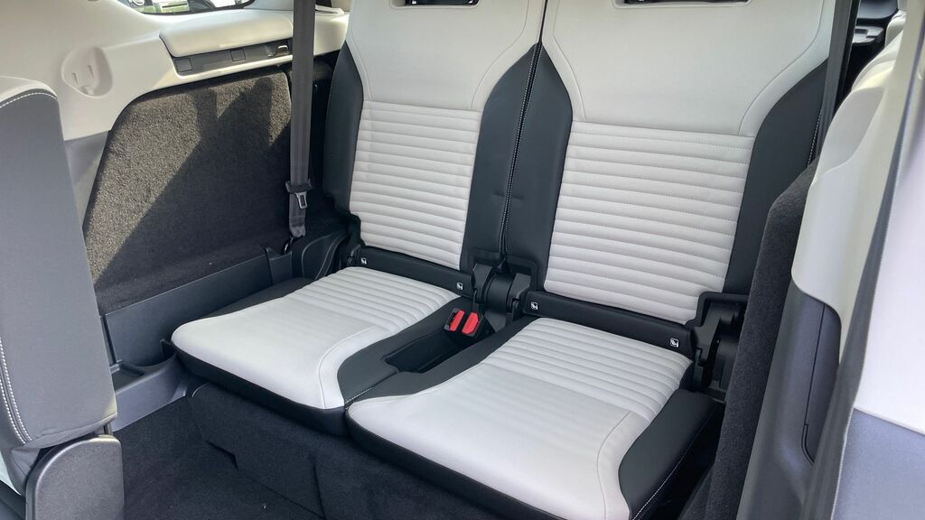 Land Rover Discovery 3.0 D350 Dynamic Se Grey #41