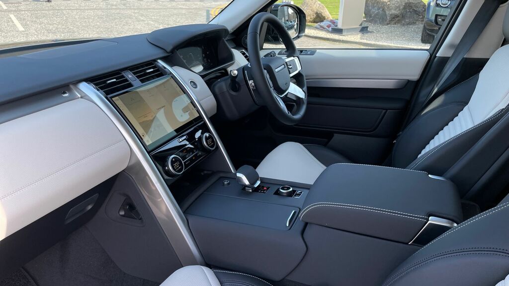 Land Rover Discovery 3.0 D350 Dynamic Se Grey #42